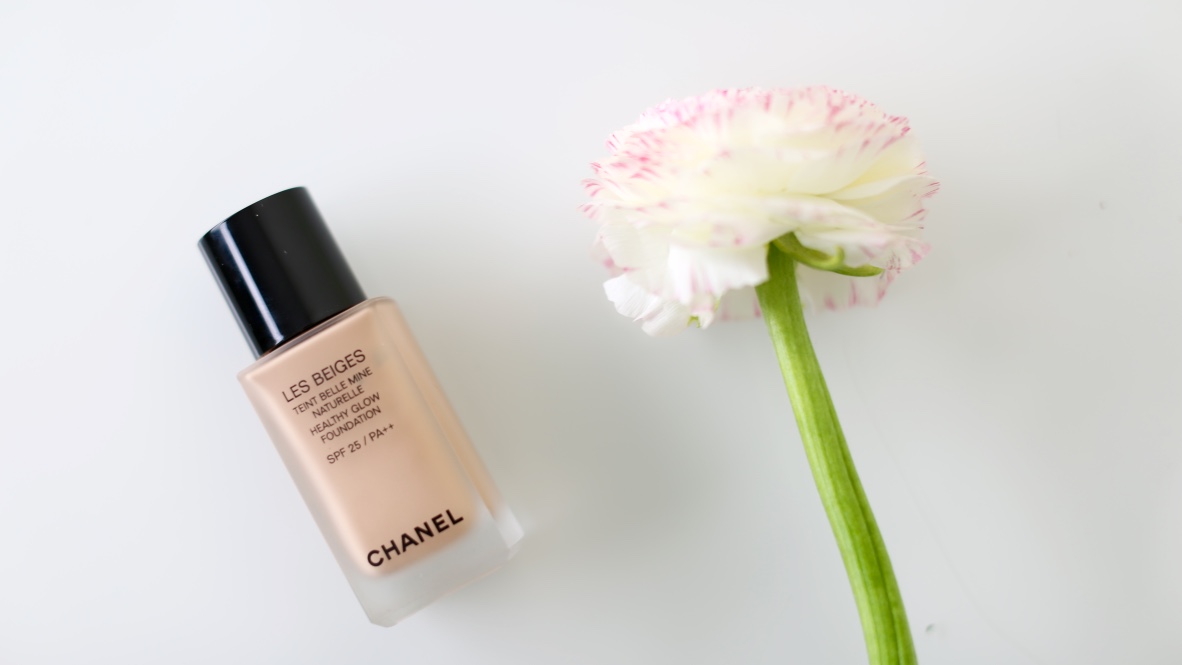 CHANEL Les Beiges Healthy Glow Foundation Review - Amelia Liana